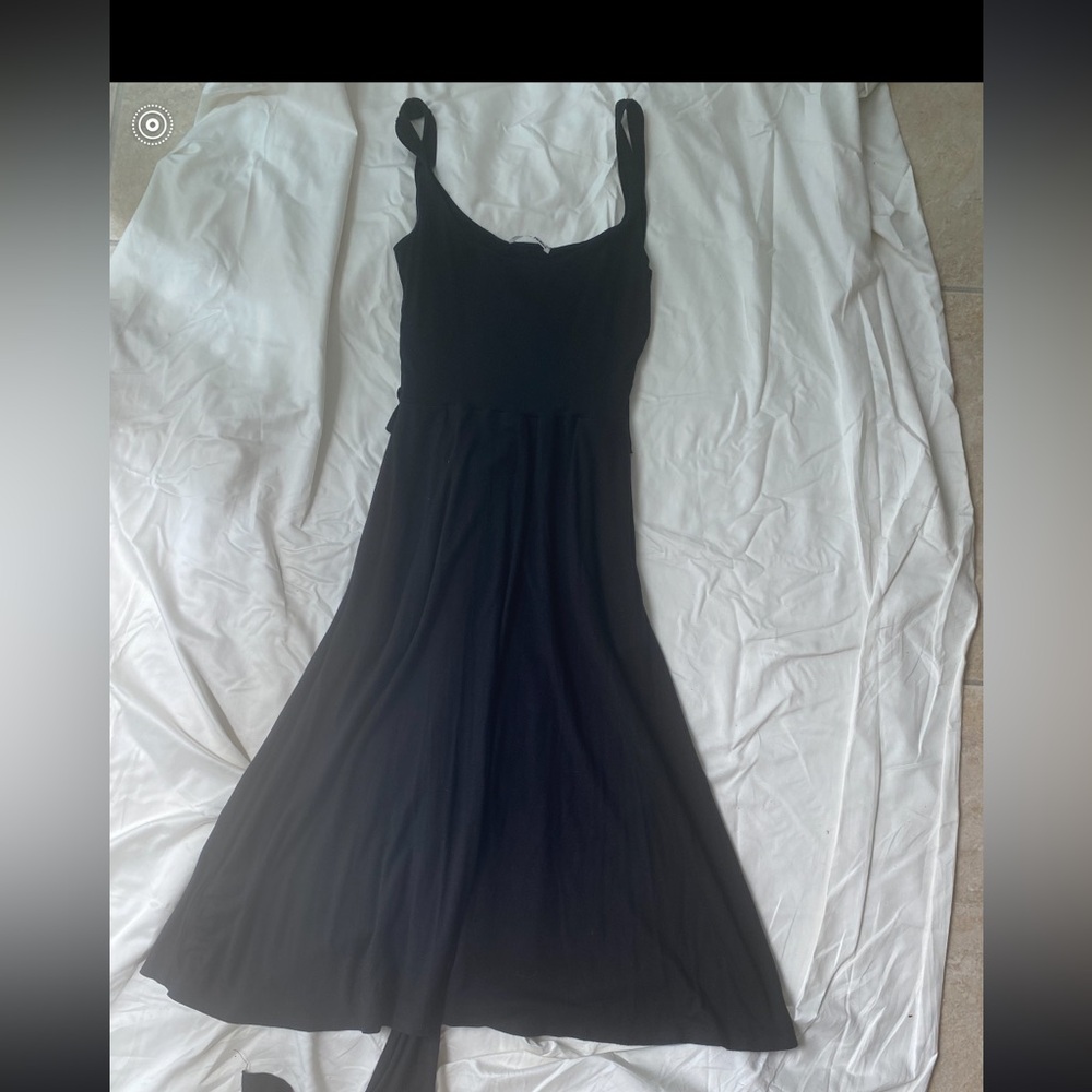 Reformation Dress Kaila Jersey Knit Midi Wrap - Picture 3 of 4